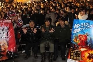 斎藤工、熱気あふれる“ストーブパーティ”に来場！ 最新作「コンプライアンス」の存在を明かす