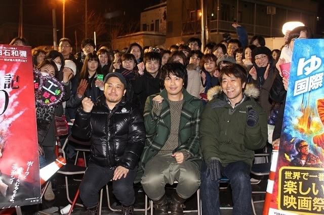 斎藤工、熱気あふれる“ストーブパーティ”に来場！ 最新作「コンプライアンス」の存在を明かす