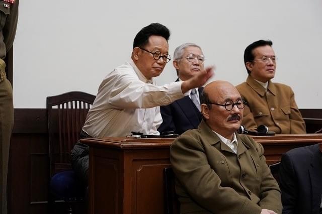 笑福亭鶴瓶がビートたけしの頭を叩く！ 小栗旬×ムロツヨシ「二つの祖国」出演決定