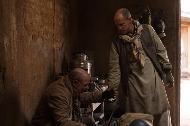 実を追い続けた実在の記者たちの奮闘を描く