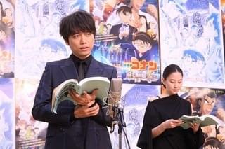 山崎育三郎＆河北麻友子、「名探偵コナン」原作者からのイラストプレゼントに絶句