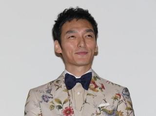 草なぎ剛、“息子”の中学卒業を祝福「お互いにライバルだからね」