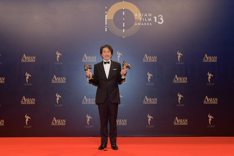 役所広司、“アジア版アカデミー賞”でダブル受賞！英語＆中国語でスピーチ