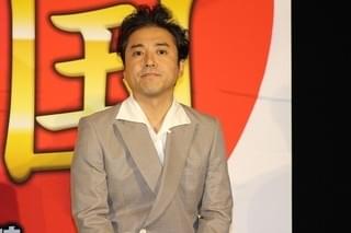 日系二世を演じたムロツヨシの英語が、多部未華子のツボに!? 新田真剣佑からの指導も