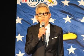 日系二世を演じたムロツヨシの英語が、多部未華子のツボに!? 新田真剣佑からの指導も