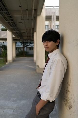 父・千葉真一、兄・新田真剣佑への尊敬の念――眞栄田郷敦、銀幕デビューの地・沖縄で“芸道”を突き進む