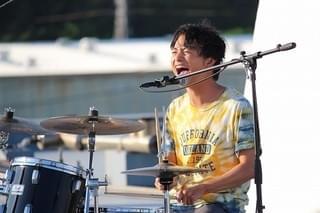 「小さな恋のうた」佐野勇斗らが沖縄で響かせた“やさしい歌”に体感温度急上昇！