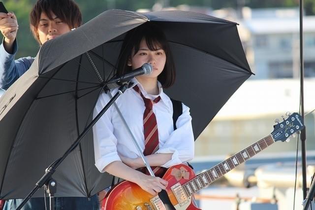 「小さな恋のうた」佐野勇斗らが沖縄で響かせた“やさしい歌”に体感温度急上昇！