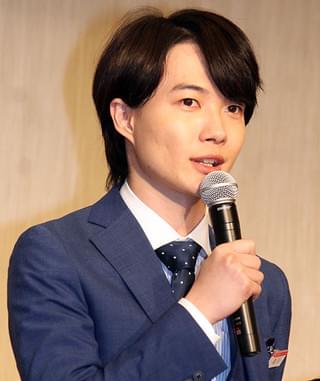 三上博史、「集団左遷!!」で初共演の福山雅治の印象は「本当にいるんだ」