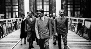 ヒトラーが愛した裸婦画、ナチスによる大ドイツ芸術展＆退廃芸術展の映像を入手