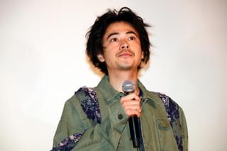 岸井ゆきの、成田凌からキスシーンのダメ出しを暴露されて大慌て