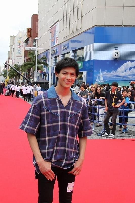 沖縄出身の俳優・嘉島陸、レッドカーペットで誓う大いなる飛躍