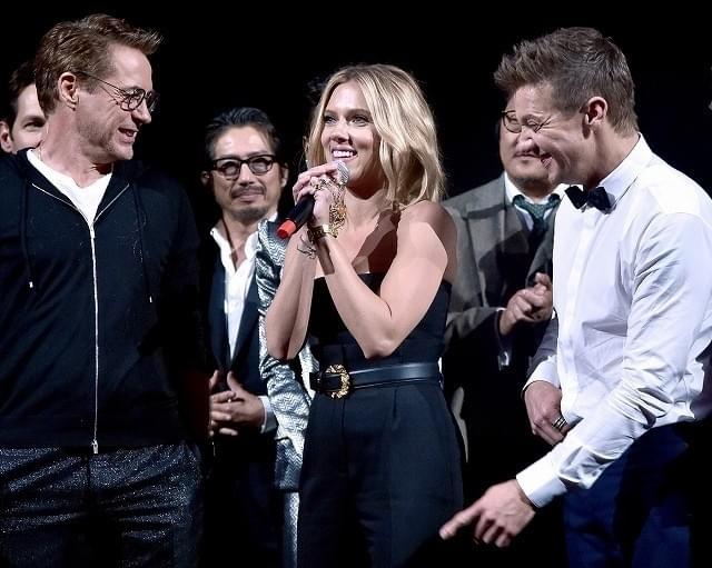 「アベンジャーズ」最終章、超豪華プレミアに世界熱狂 日本からは真田広之が参戦