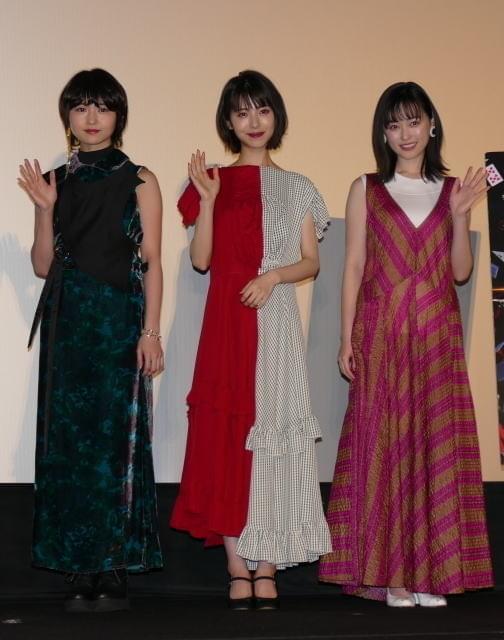 浜辺美波「映画 賭ケグルイ」の楽屋で爆睡！「夢を見ちゃうレベル」