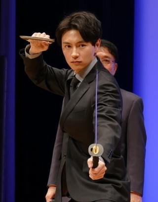 武蔵を演じた細田善彦、松平健の太鼓判に喜び爆発「とてもうれしい」
