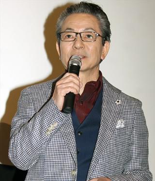 水谷豊、「轢き逃げ」で大役果たした主演2人に感謝の花束「本当によくやってくれた」