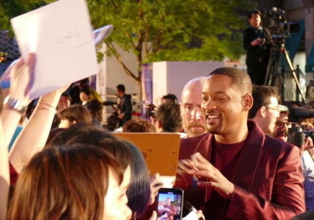 ウィル・スミス、ジーニーの声優を務める山寺宏一と対面「共通点はハンサムなところ」