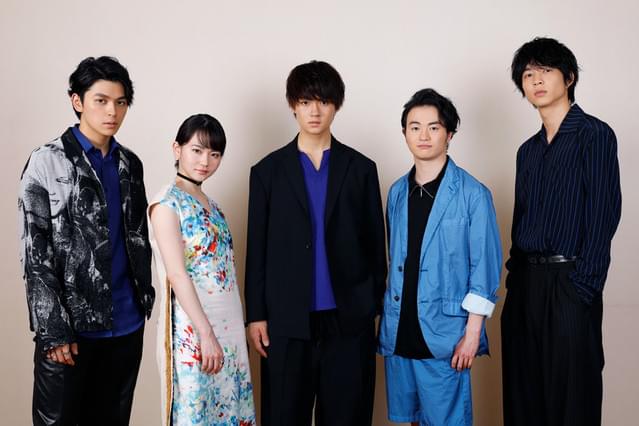 佐野勇斗×森永悠希×山田杏奈×眞栄田郷敦×鈴木仁「ちい恋バンド」沖縄で深めた絆