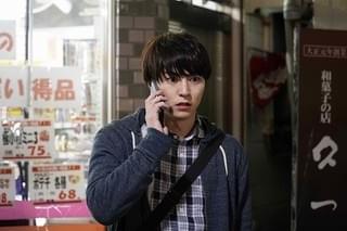 稲葉友、飯豊まりえ主演ホラー「シライサン」に参戦 呪いに戦慄する特報入手