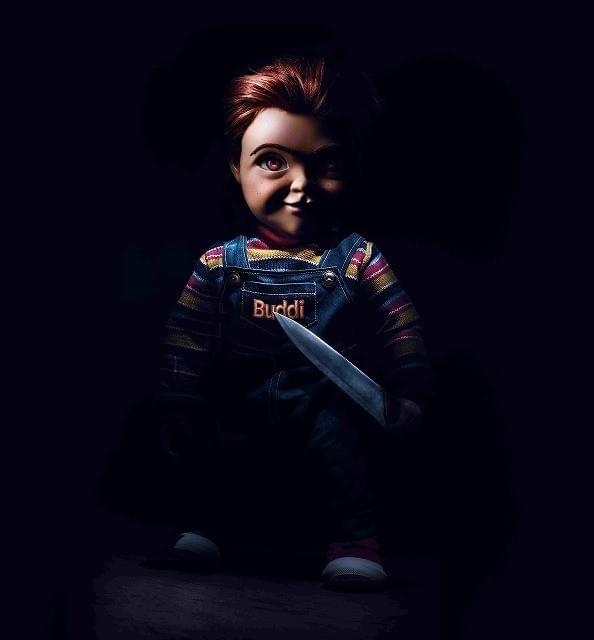 最新作のチャッキーは、AI技術でドローンや芝刈り機を操る