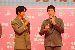 篠原涼子が3人!? “篠原メーク”のざわちん登場に芳根京子＆佐藤隆太が大混乱