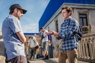 「スパイダーマン」最新作の撮影現場に潜入！トム・ホランドが新コスチュームについても言及