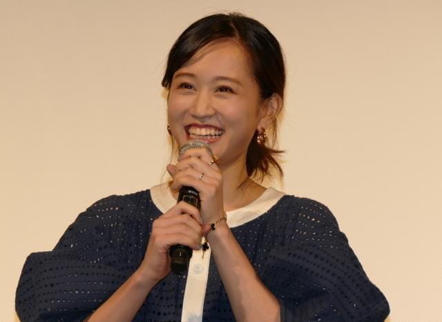 笑顔の前田敦子