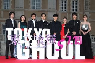 松田翔太、「東京喰種」最新作は窪田正孝との恋愛映画!? 主題歌は「女王蜂」が担当