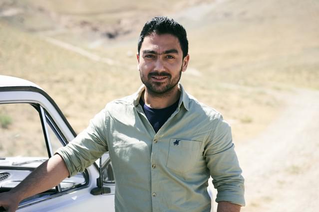 ウズベキスタンの国民的スター俳優、 アディズ・ラジャボフ