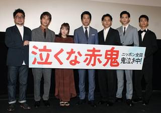 堤真一、“教え子”柳楽優弥のおねだりでハグも「なんやねん、これ」