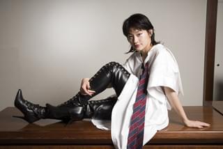 コムアイ、インドネシア巨匠の白黒サイレント映画でライブパフォーマンス「地球人として声出したい」