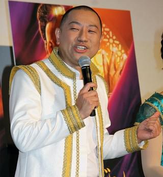 「アラジン」公開11日で興収38億円突破、中村倫也「作品の力強い」