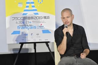 ベルリン金熊賞受賞のイスラエル映画監督、「フランス人になり切る為にサバイブ生活した」