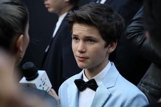 マーク・ハミル、リブート版「チャイルド・プレイ」LAプレミアで“出血大サービス”！