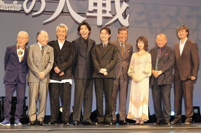 菅田将暉、舘ひろしらベテラン陣から“天才的演技”と絶賛の嵐「すごいな、今日の俺」