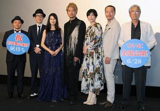 香取慎吾、バラエティ乗りの「凪待ち」初日に苦笑も万感「本当に幸せ者」