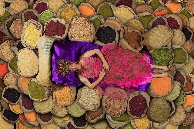 遺伝子組み換え技術や農薬に対する非難、有機農業への回帰が語られる