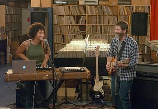 注目女優が熱唱！「ハーツ・ビート・ラウド」父娘バンドのライブシーン公開