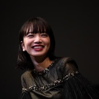 小松菜奈、初めてのNYで“ライジング・スター賞”！「どんどん海外作品に挑戦したい」
