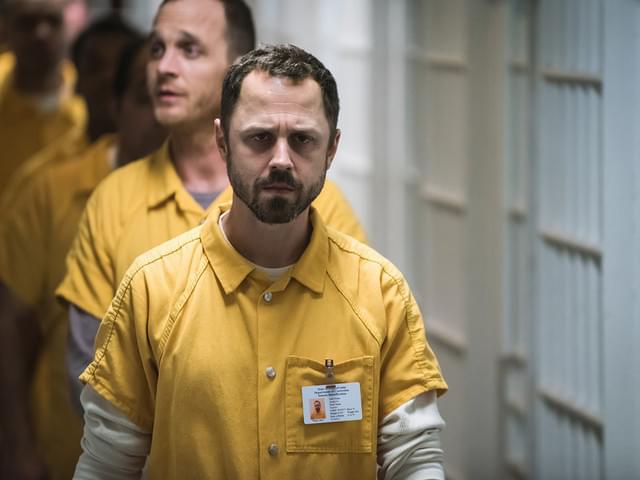 「スニーキー・ピート」シーズン1の一場面