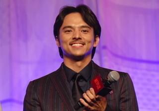 伝説のAV監督演じる山田孝之、新たな“当たり役”に意欲 海外で「村西！と呼ばれたい」