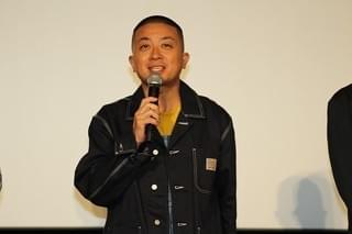 唐沢寿明、バズの成長にしみじみ 竜星涼はフォーキーの甘えるセリフ「抱っこして」に大苦戦！