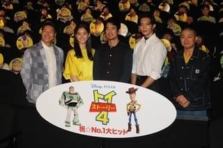 唐沢寿明、バズの成長にしみじみ 竜星涼はフォーキーの甘えるセリフ「抱っこして」に大苦戦！