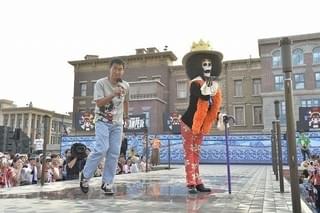 南キャン・山里亮太、“麦わらの一味”からの結婚祝福に「感無量」 USJでイベント開催