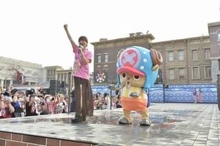 南キャン・山里亮太、“麦わらの一味”からの結婚祝福に「感無量」 USJでイベント開催