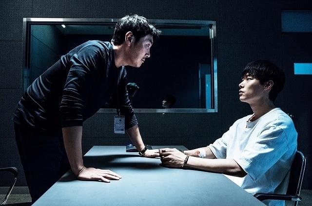 「親切なクムジャさん」「お嬢さん」の脚本家が手掛けるリメイク版「毒戦」予告入手