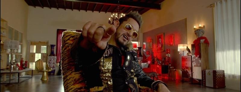 “インドの国宝”アーミル・カーンが演じる、スタッフにも不評なダサキャラ映像公開