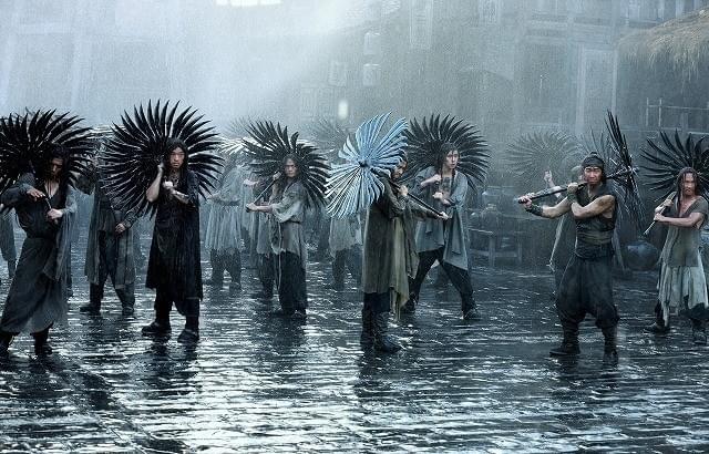 チャン・イーモウ監督渾身の武侠アクション