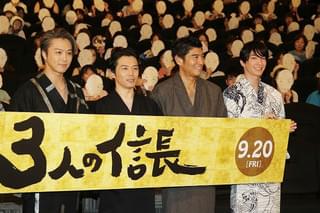 「3人の信長」撮影現場でTAKAHIROの男気さく裂 クレープ屋丸ごと差し入れ＆裸にちょんまげ!?