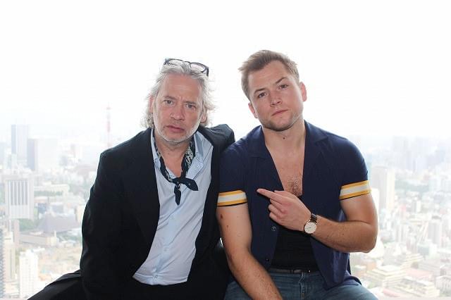 エルトン・ジョンを“生きた”T・エガートンの魅力とは？ D・フレッチャー監督「彼にしかできない役」